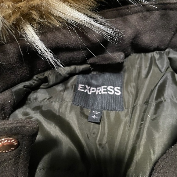 Express Jacket - Picture 2 of 3
